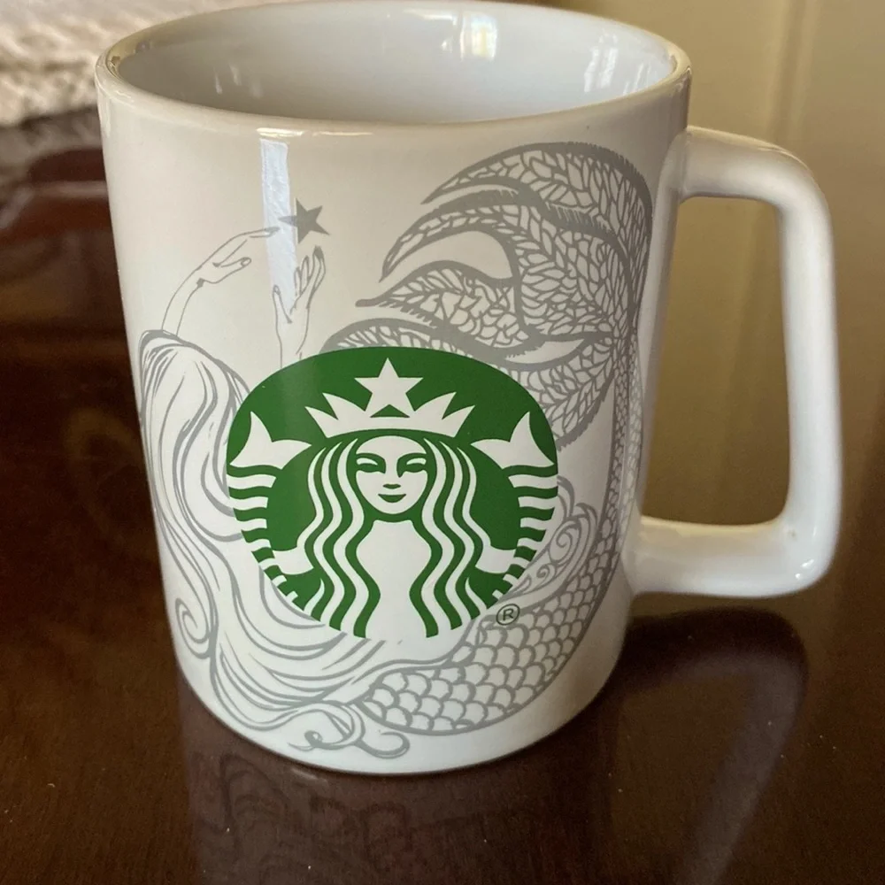 Starbucks Mermaid Coffee Mug  11 fl oz